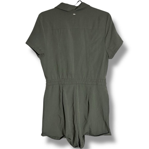 Guess Olive Green Military Style Rolled Hem Gold Zip Front Pockets Romper - Picture 15 of 16